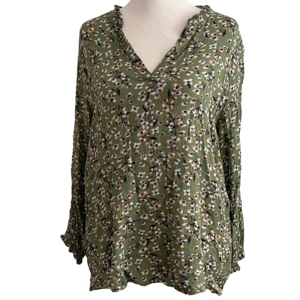 MONDAY FUN Women’s V Ruffle-neck Gauze 3/4 Elastic Sleeve Top Size: Large